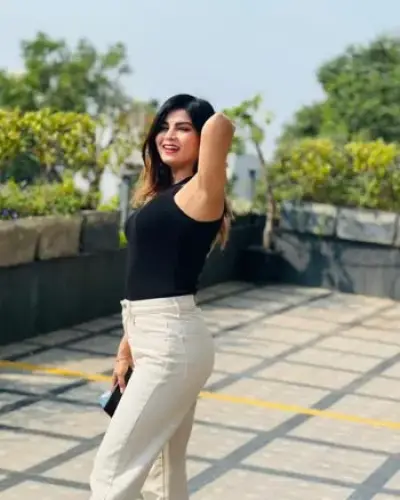 Call Girls Hansot Cash On Delivery